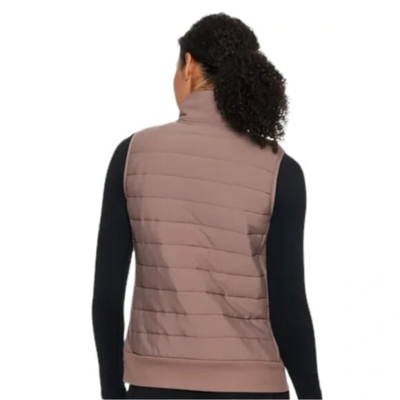 Reebok Getaway Deep Taupe Quilted Outdoor Vest (M) - Picture 2 of 16